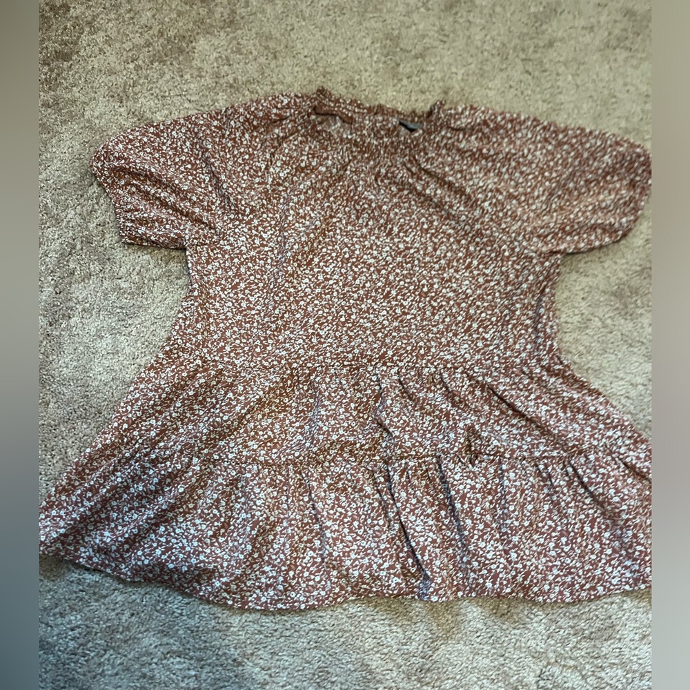 Wishlist Apparel, Rust and white floral top